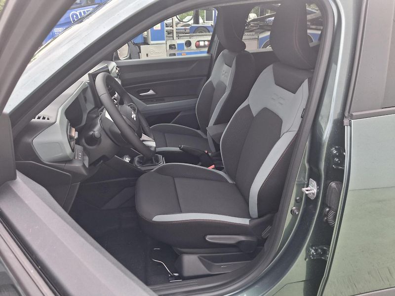 Dacia Duster (2026) Extreme mild hybrid 140       - fotka 12 z 20