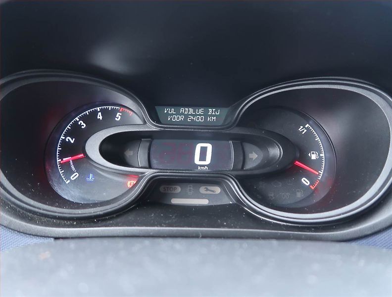 Opel Vivaro (2019) 1.6 BiCDTI - fotka 9 z 16