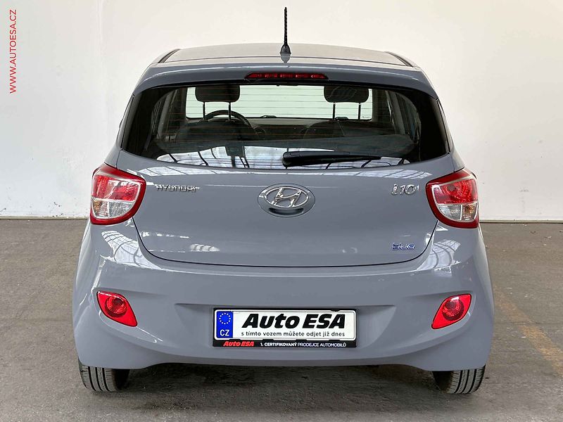 Hyundai i10 (2015) 1.0 i, Classic, +kola - fotka 5 z 12