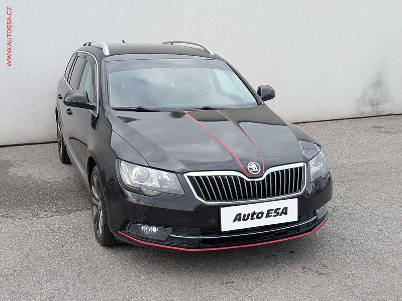 Škoda Superb (2013) 2.0.TDi 4x4, ČR, DSG, navi - fotografie inzerátu