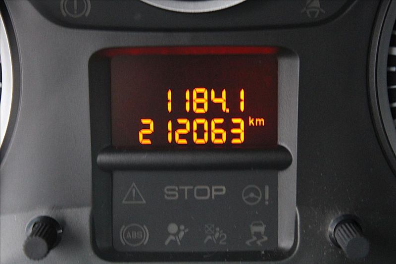 Citroën Berlingo 1,6 HDi  NOVÉ V ČR,DPH - fotka 9 z 26