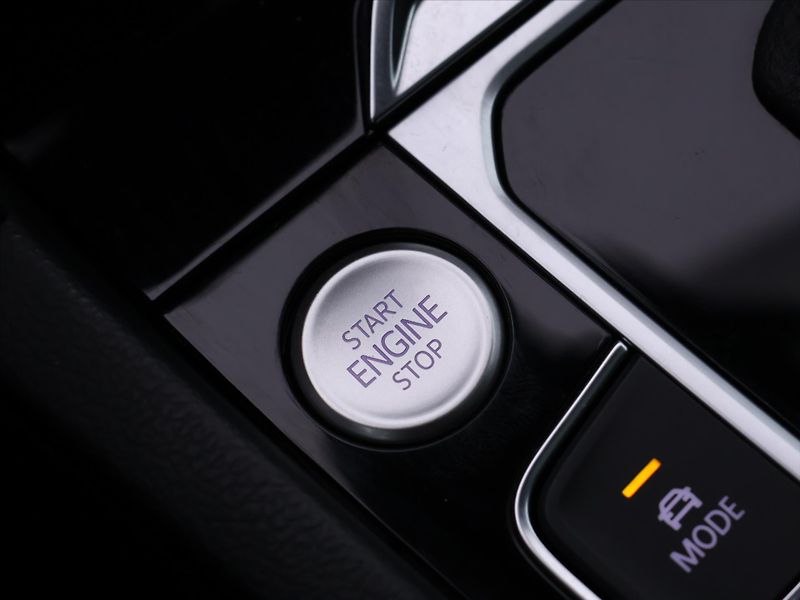 Volkswagen Arteon 2,0 TDI DSG 4M R-Line LED DPH - fotka 23 z 32