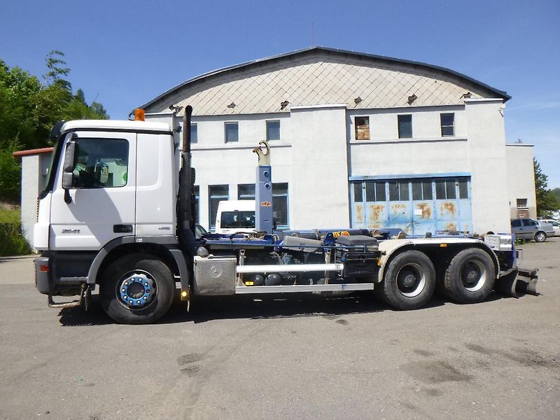 Mercedes-Benz (2014) 2641 kontejner 6x4 - fotka 2 z 24