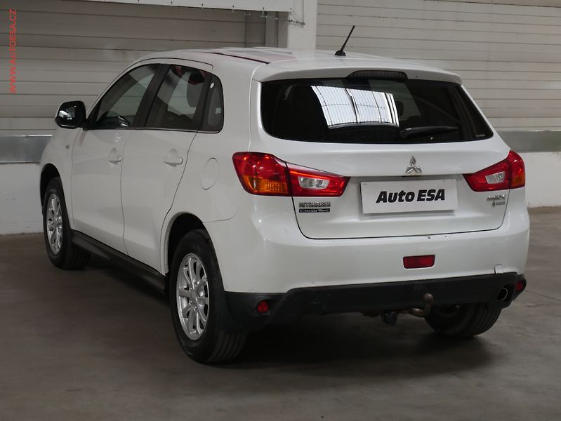 Mitsubishi ASX (2014) 1.8 Di-D 4x4, ČR, AC, tempo - fotka 4 z 20