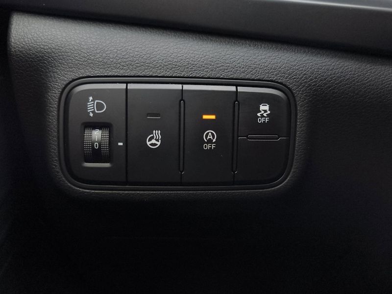 Hyundai i20 (2022) N Premium 1.6 T-GDi 150kW, ČR, - fotka 15 z 28