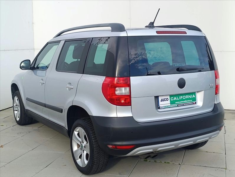 Škoda Yeti 1,6 TDi Aut.klima,Navi.Kůže - fotka 10 z 35