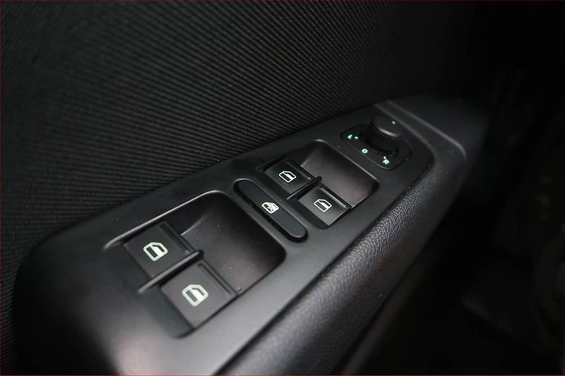 Škoda Superb (2013) Comfort 2.0 TDI, Tempomat - fotka 14 z 14