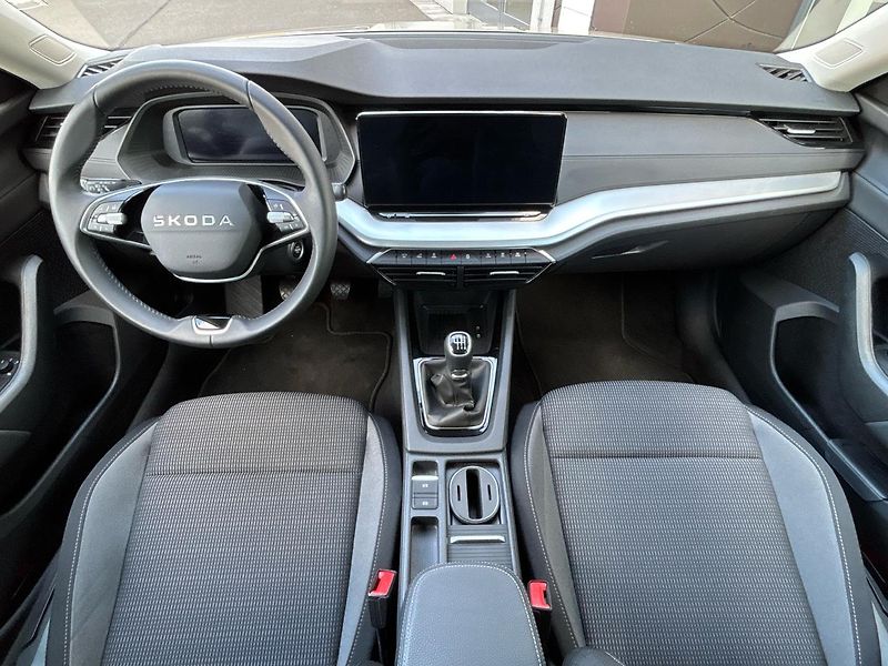 Škoda Octavia Selection - fotka 5 z 24