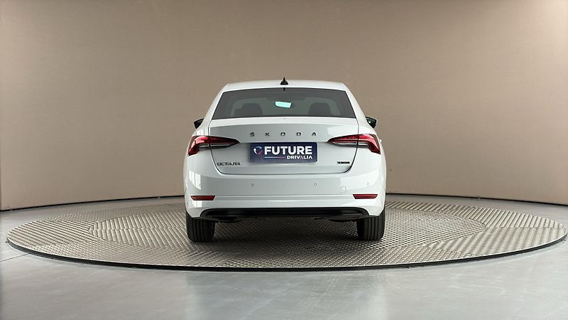 Škoda Octavia 1.0 TSI E-Tec DSG Ambition - fotka 5 z 23