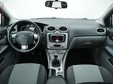 Ford Focus (2010) 1.6 TDCi, AC, tažné - náhled 8