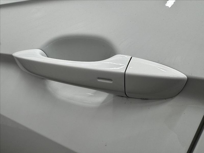 Volkswagen Tiguan Allspace R-LINE 140kW 4M HUD DCC LED - fotka 41 z 52