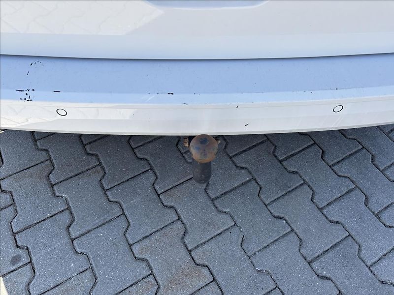 Volkswagen Caddy 2,0 Tdi 75kW Life - fotka 11 z 38