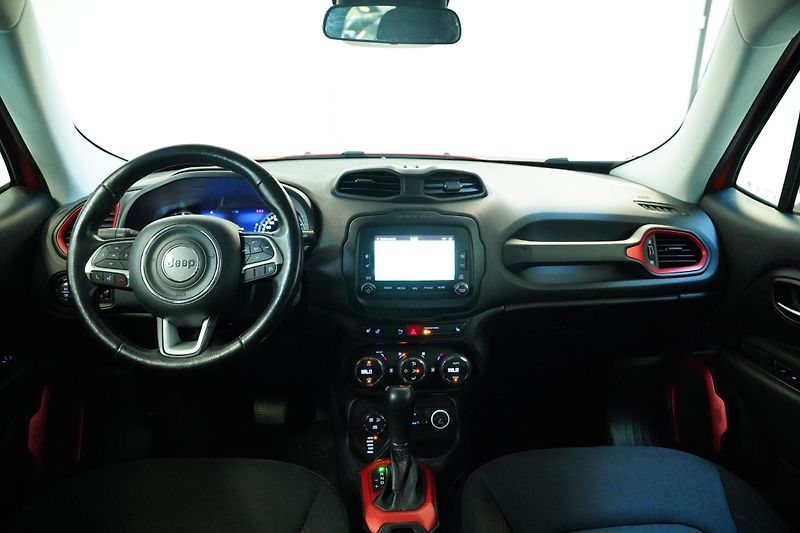 Jeep Renegade - fotka 5 z 27