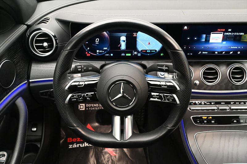 Mercedes-Benz Třídy E 2,0 220D 147kW 9G-TRONIC Záruk - fotka 18 z 30