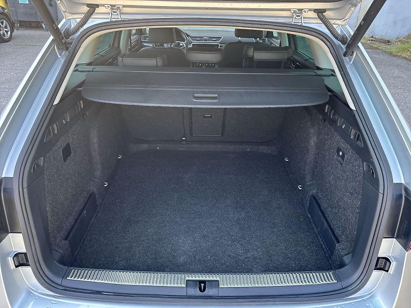 Škoda Superb (2021) Combi 2.0 TDI 4x4 DSG L&K - fotka 29 z 30