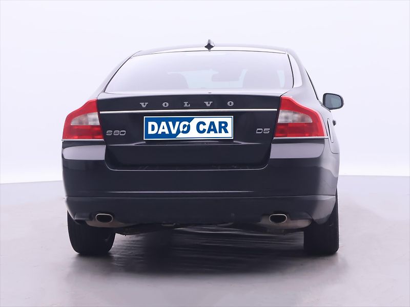 Volvo S80 2,4 D5 158kW DPH Aut. - fotka 6 z 31