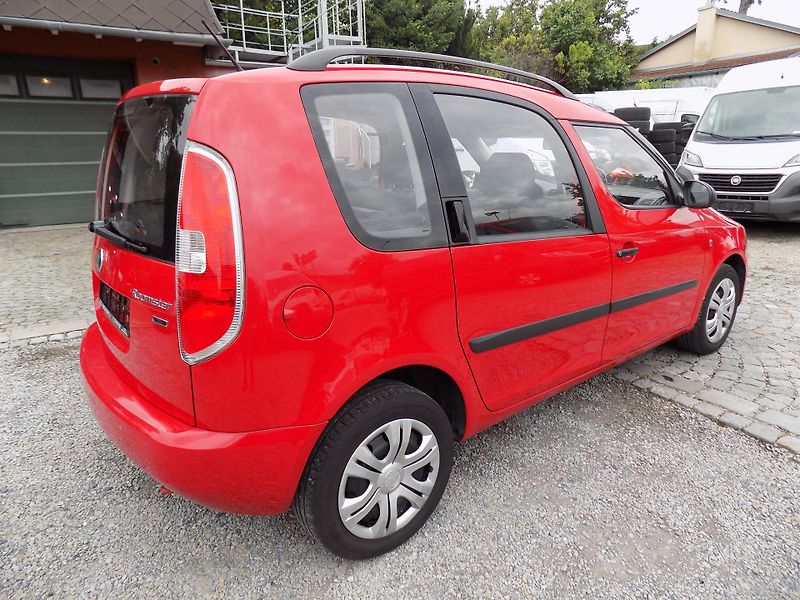Škoda Roomster 1,2 TSI 63 KW ACTIVE, KLIMA - fotka 11 z 56