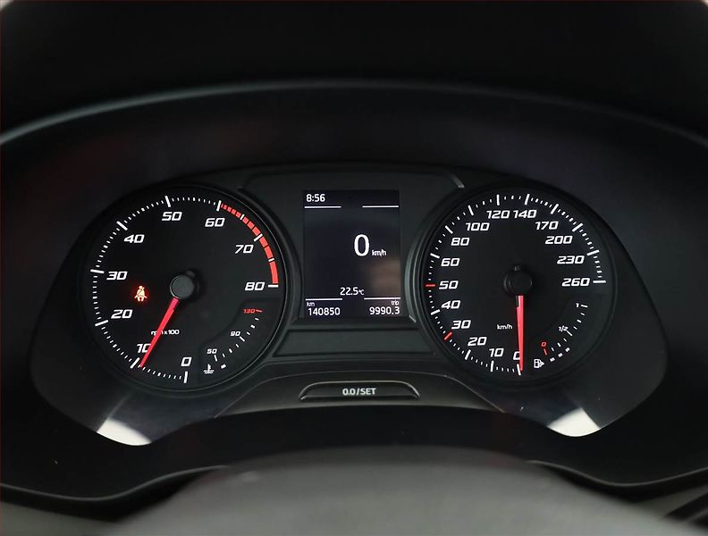 Seat Leon (2015) 1.2 TSI, Tempomat - fotka 9 z 15