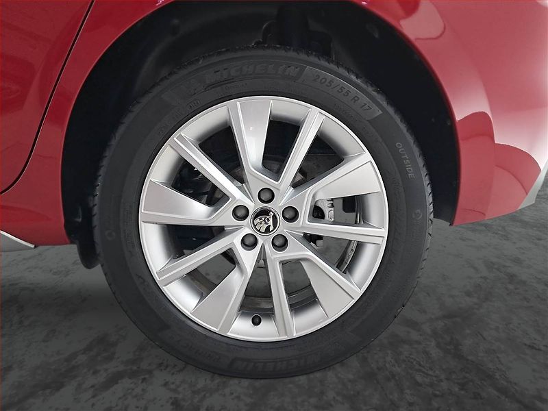 Škoda Kamiq (2020) Style Plus 1.0 TSI - fotka 15 z 21