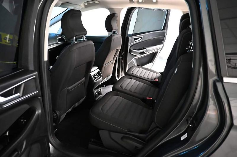 Ford S-MAX (2022) 2.0 LED ACC SONY Tažné Webasto - fotka 9 z 40