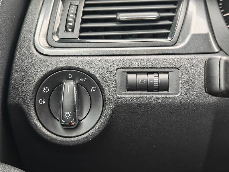 Škoda Rapid Ambition 1,2 TSI - fotka 17 z 21
