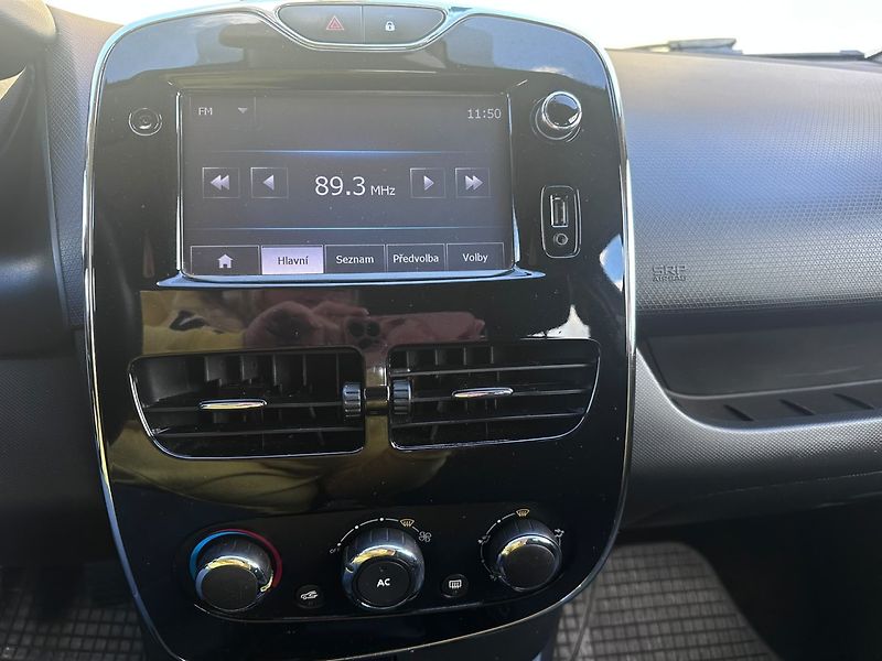Renault Clio (2013) 1.2i LPG NAVI/1MAJ/Tempomat - fotka 25 z 28