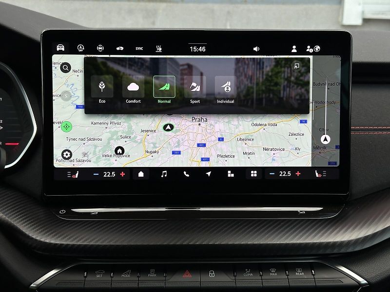Škoda Octavia RS 2.0TSi DSG 265PS NAVI V.Ped - fotka 37 z 51