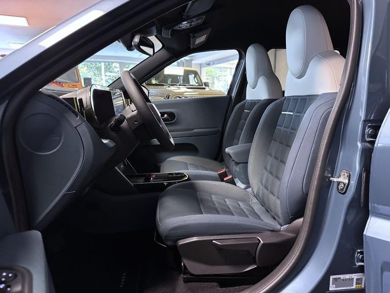 Fiat Grande Panda Electric (2025) 44kWh 113k La Prima - fotka 7 z 20