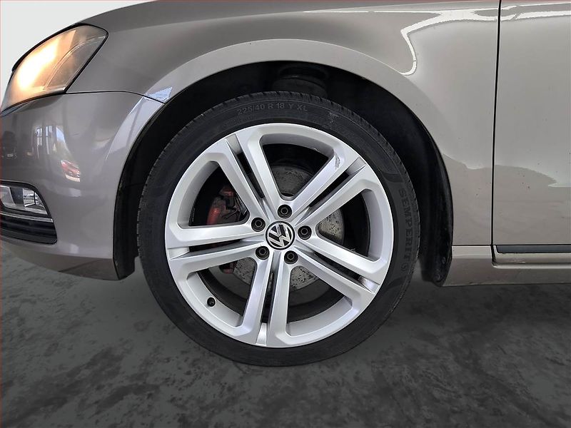 Volkswagen Passat (2011) Comfortline 1.4 TSI - fotka 15 z 18