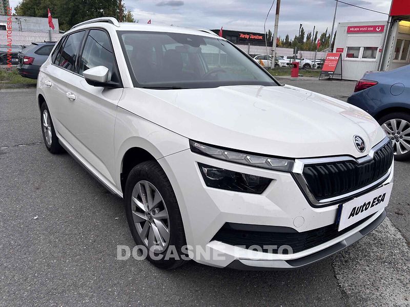 Škoda Kamiq (2023) 1.0TSi, ČR, LED, autoAC - fotka 1 z 3