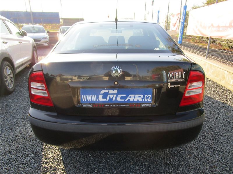 Škoda Octavia 1.6MPi 75kW Tour, klima, 2. ma - fotka 5 z 37