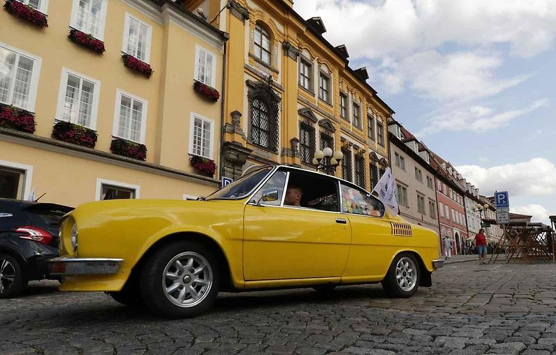 Setkání majitelů vozů Škoda 110R v Chebu.