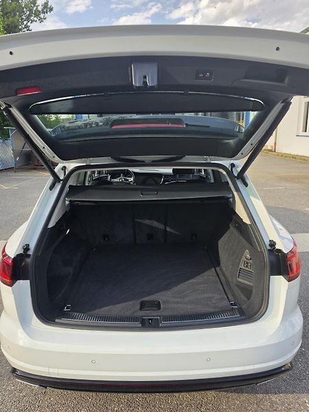 Volkswagen Touareg (2020) - fotka 2 z 8