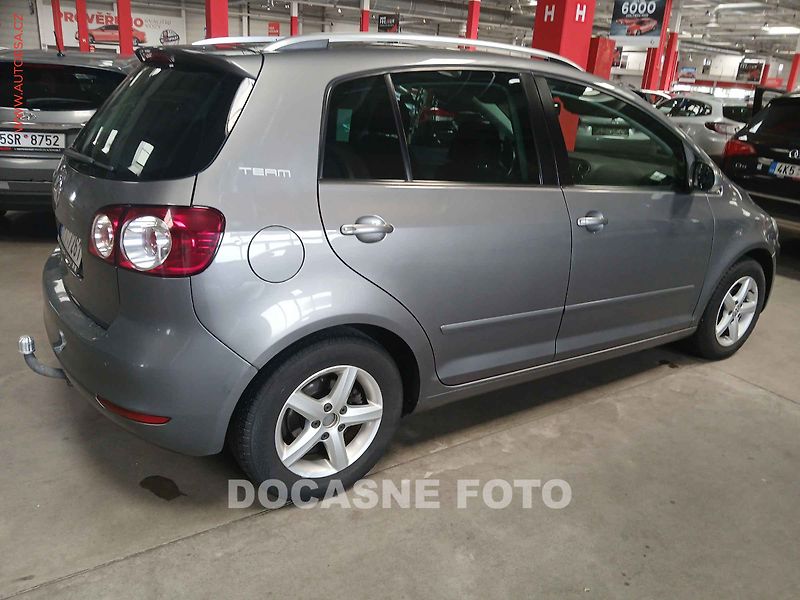 Volkswagen Golf Plus (2010) 1.4 - fotka 2 z 3
