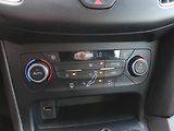 Ford Focus (2015) 1.0 EcoBoost, Tempomat - náhled 14