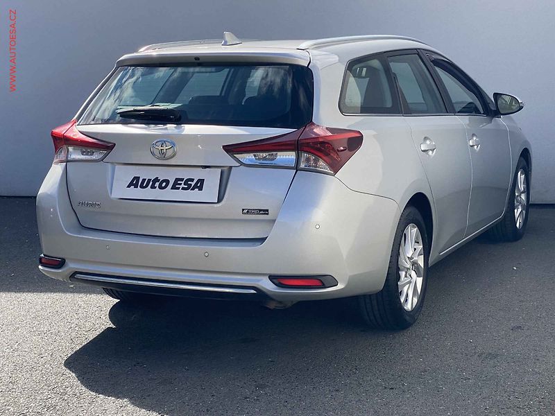 Toyota Auris (2018) 1.6VVT-i, ČR, AC, kamera - fotka 4 z 20