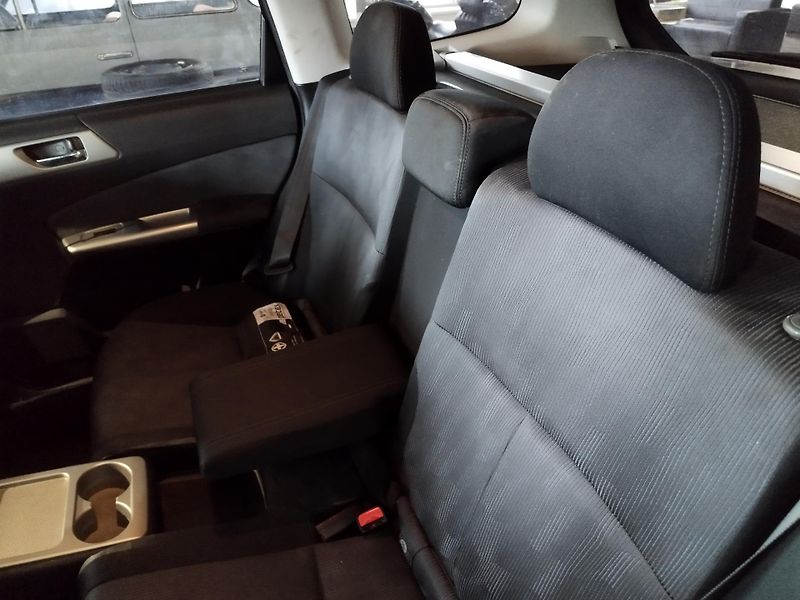Subaru Forester (2010) 2.0i,taž.zař.,4x4 - fotka 20 z 33