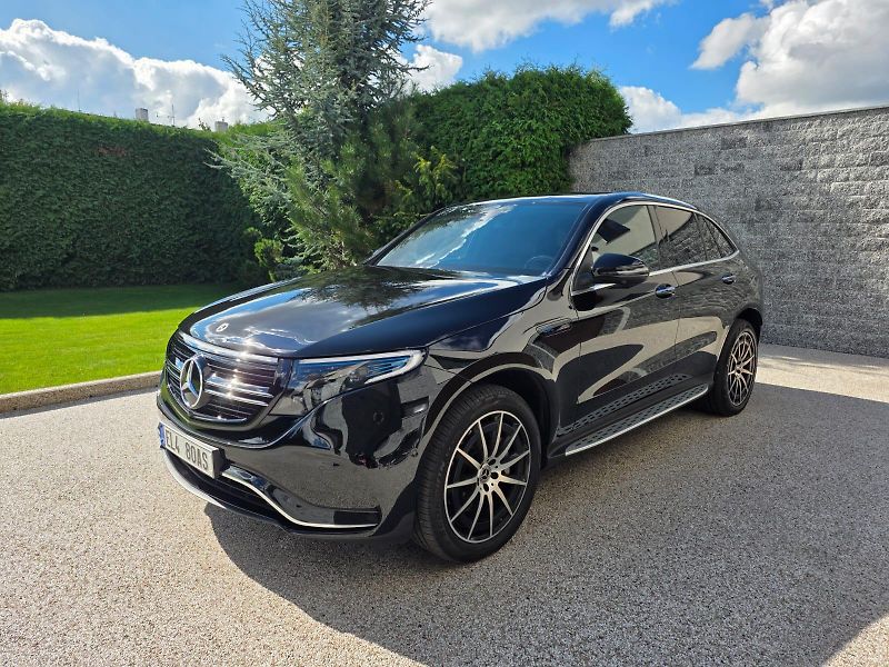 Mercedes-Benz EQC (2021) 400 4matic AMG Manufaktur - fotka 1 z 8