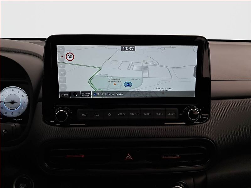 Hyundai Kona (2022) N-Line 1.0 T-GDI, ČR,1.maj - fotka 13 z 20