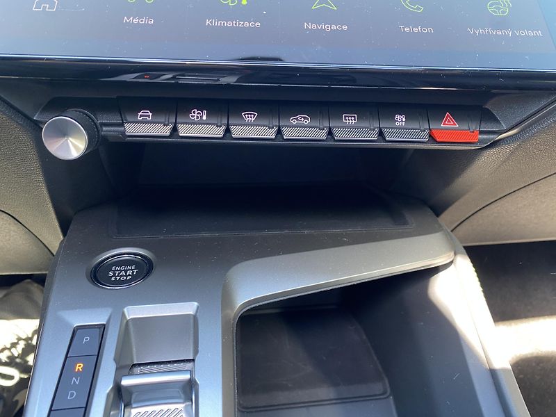 Peugeot 408 GT - Hybrid 145 e-DCS6 - fotka 21 z 42