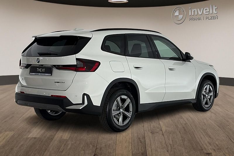 BMW X1 xDrive23d - fotka 3 z 24
