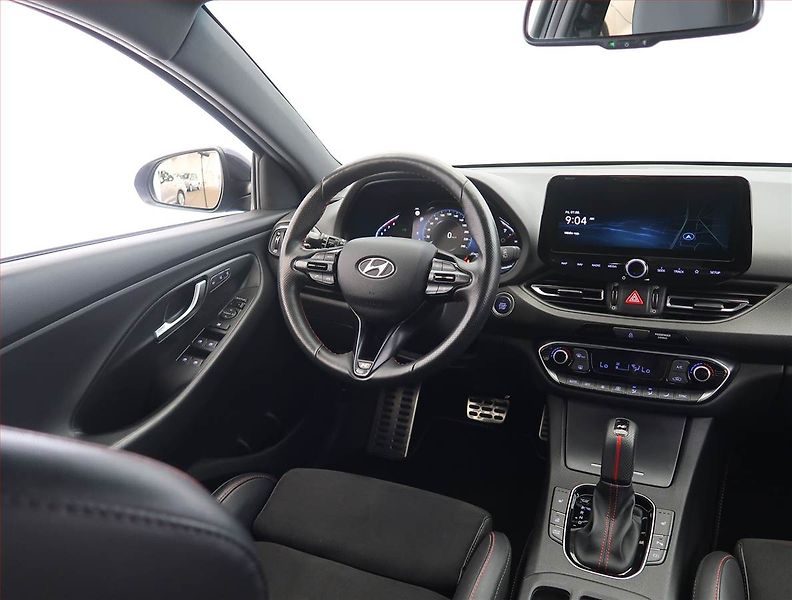 Hyundai i30 (2022) N Line Premium 1.5 T-GDI MHEV - fotka 7 z 26