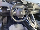 Peugeot 3008 (2017) 1.2 PT, Allure, AT, TZ - náhled 13