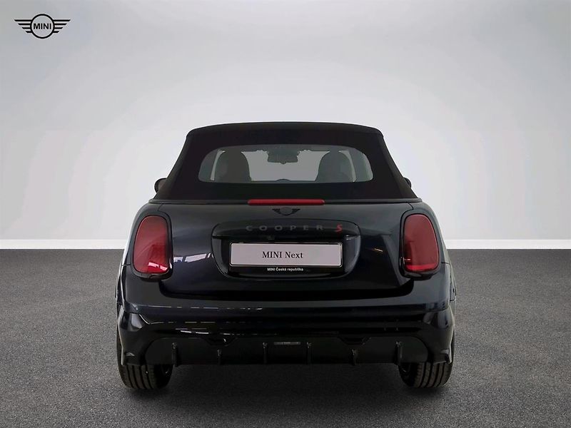 Mini Cooper Cabrio S - fotka 8 z 18