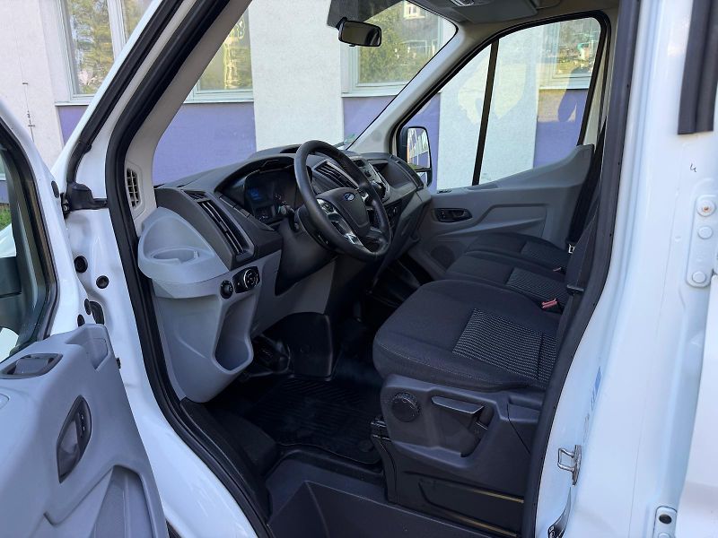 Ford Transit 2,0 TDCi / 3-sklopka / 1.maj.  - fotka 9 z 23