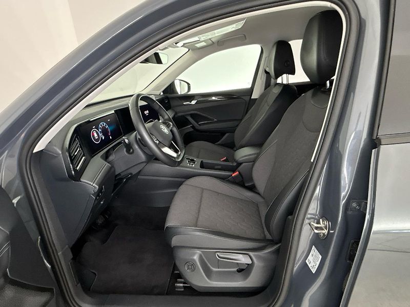 Volkswagen Tiguan People DSG - fotka 7 z 31