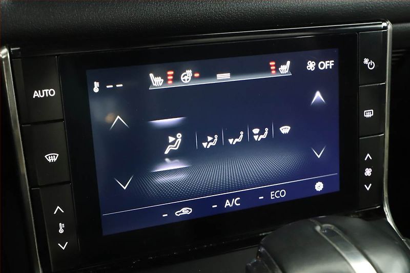 Mazda MX-30 (2021) e-Skyactiv, SoH 90%, Automat - fotka 11 z 18