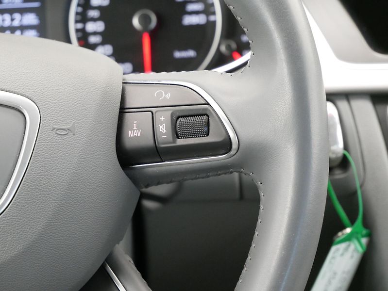 Audi A4 - fotka 17 z 25