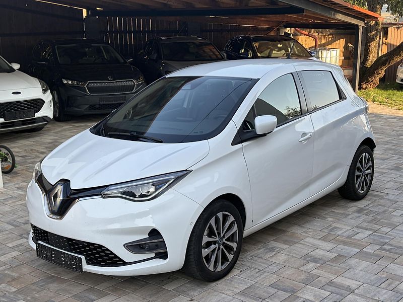 Renault ZOE (2020) Intens, Boss, p.kamera, 55kwh - fotka 1 z 10