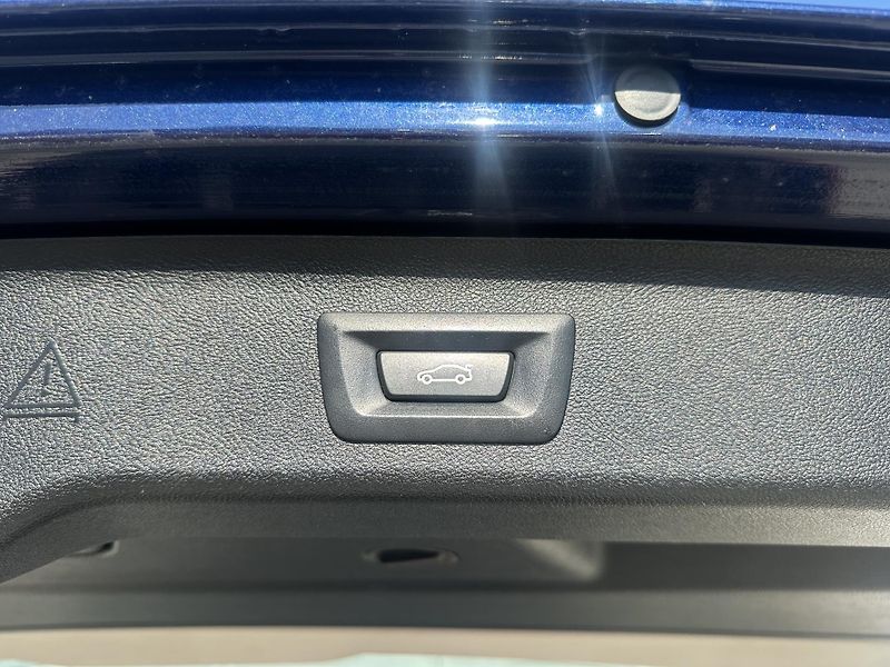 BMW Řada 5 (2017) 530d xDRIVE LUXURY - fotka 10 z 32